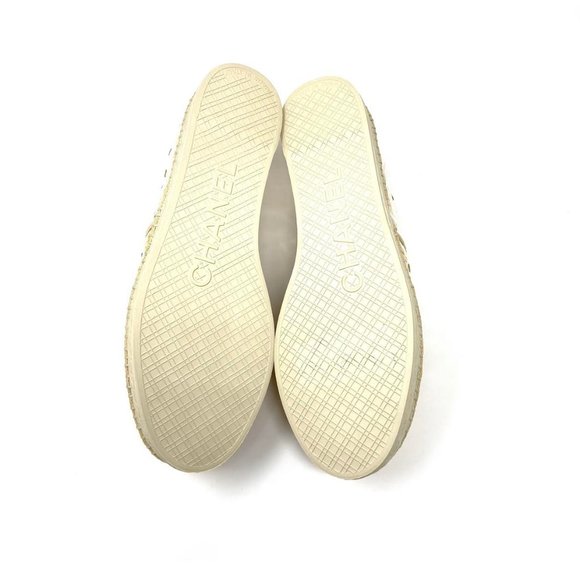 Chanel Interlocking CC Raffia Logo Espadrilles - Picture 7 of 7